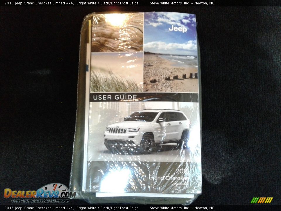 2015 Jeep Grand Cherokee Limited 4x4 Bright White / Black/Light Frost Beige Photo #35