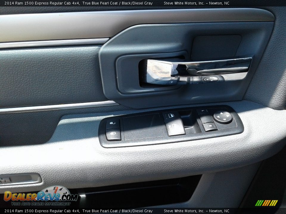 2014 Ram 1500 Express Regular Cab 4x4 True Blue Pearl Coat / Black/Diesel Gray Photo #9
