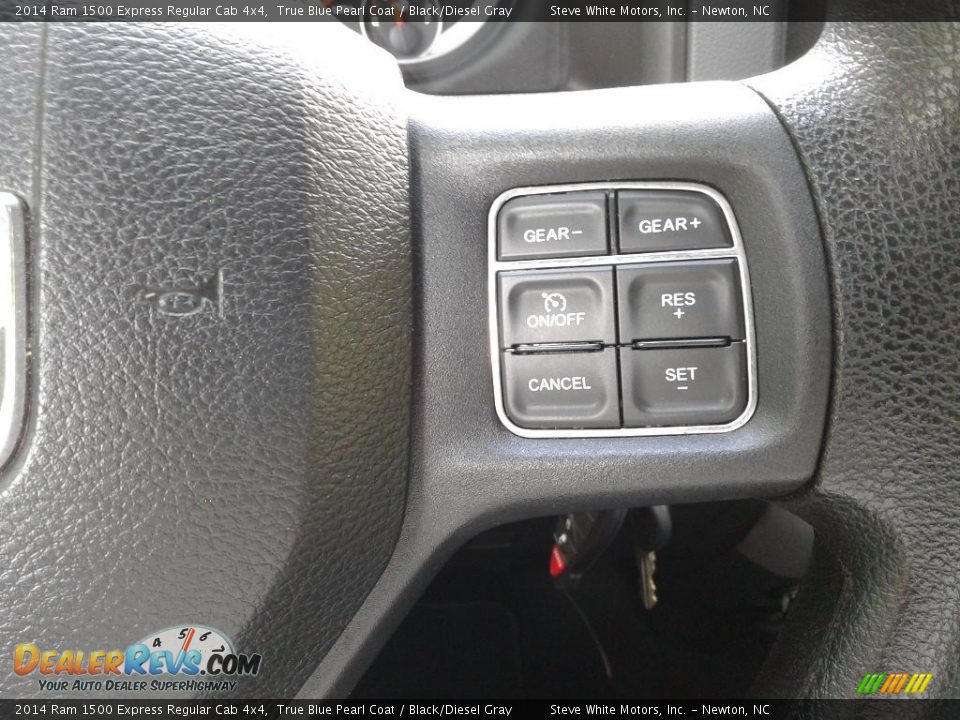 2014 Ram 1500 Express Regular Cab 4x4 True Blue Pearl Coat / Black/Diesel Gray Photo #15