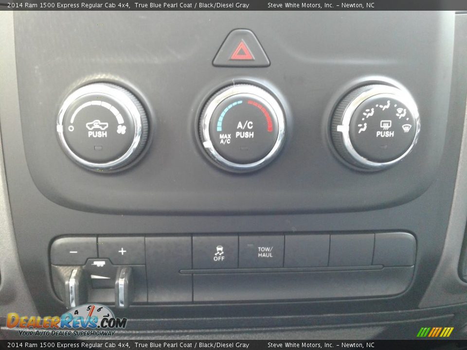 2014 Ram 1500 Express Regular Cab 4x4 True Blue Pearl Coat / Black/Diesel Gray Photo #21