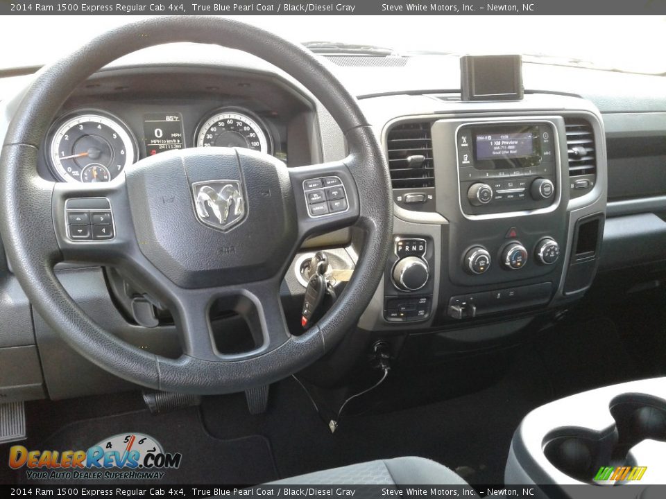 2014 Ram 1500 Express Regular Cab 4x4 True Blue Pearl Coat / Black/Diesel Gray Photo #25