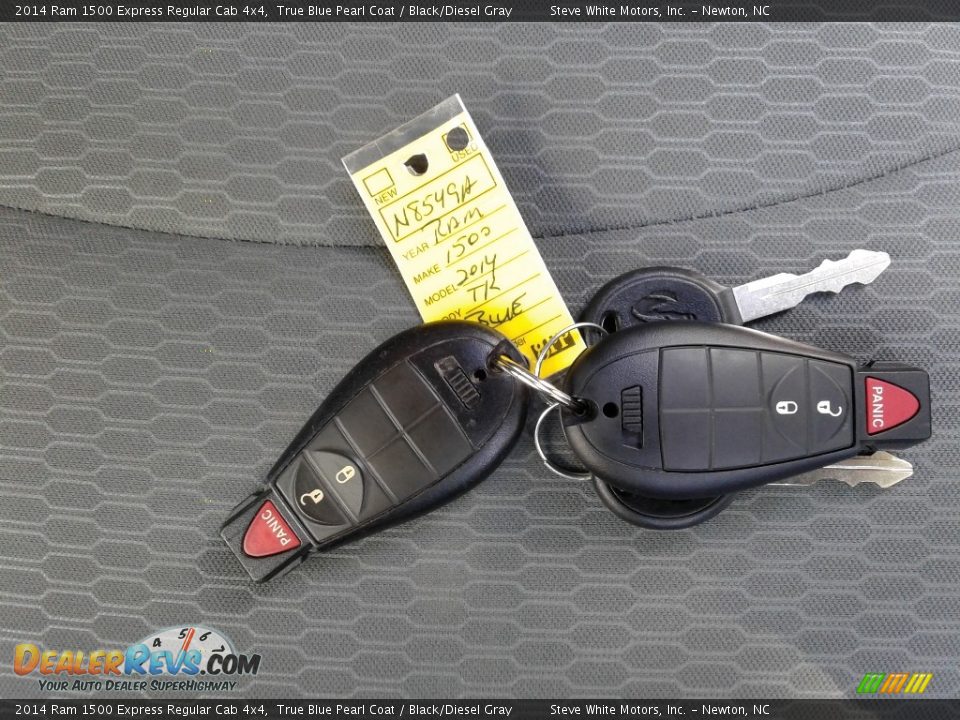 2014 Ram 1500 Express Regular Cab 4x4 True Blue Pearl Coat / Black/Diesel Gray Photo #26