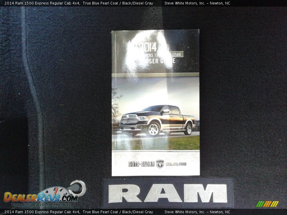 2014 Ram 1500 Express Regular Cab 4x4 True Blue Pearl Coat / Black/Diesel Gray Photo #29