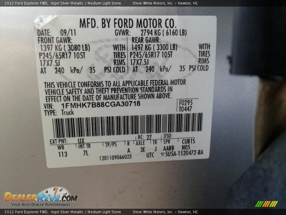 2012 Ford Explorer FWD Ingot Silver Metallic / Medium Light Stone Photo #28