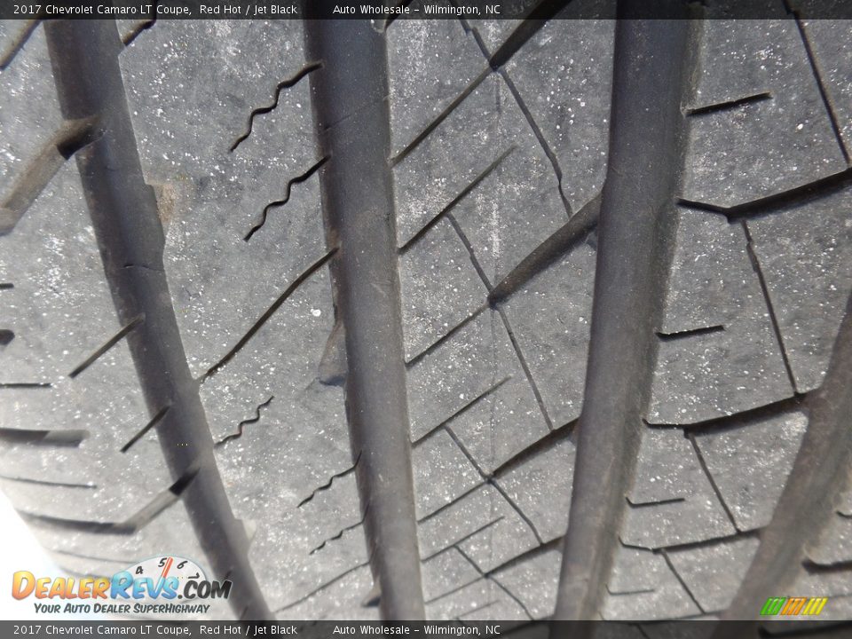 2017 Chevrolet Camaro LT Coupe Red Hot / Jet Black Photo #9