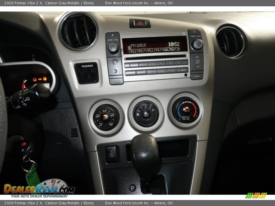 2009 Pontiac Vibe 2.4 Carbon Gray Metallic / Ebony Photo #15