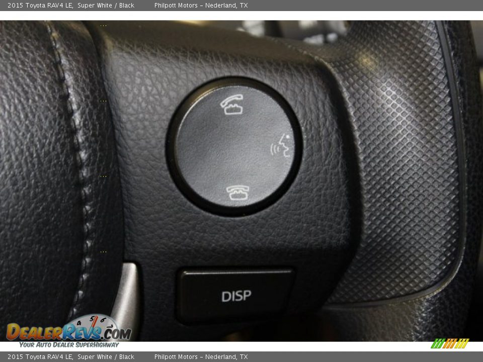 2015 Toyota RAV4 LE Super White / Black Photo #27