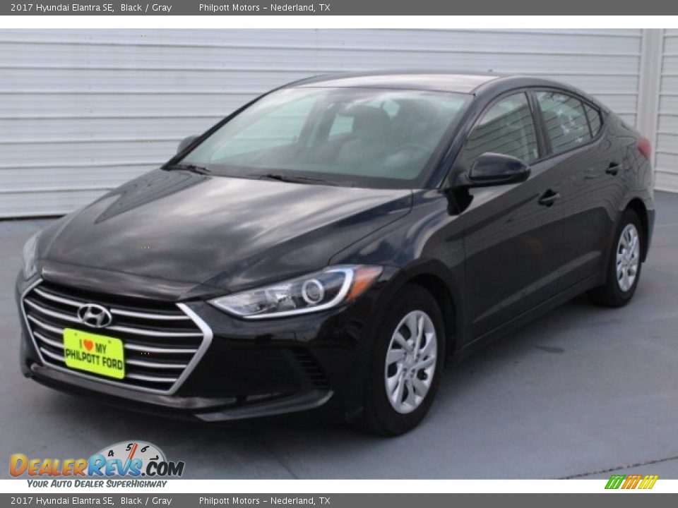 2017 Hyundai Elantra SE Black / Gray Photo #3