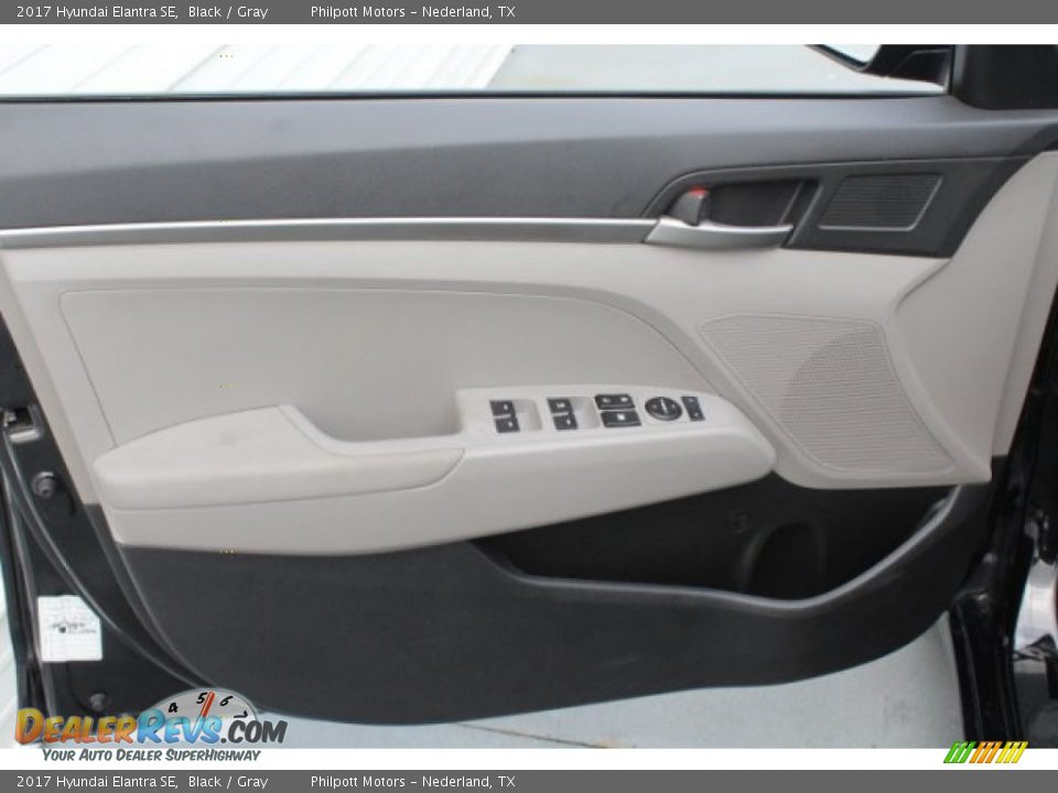 2017 Hyundai Elantra SE Black / Gray Photo #14
