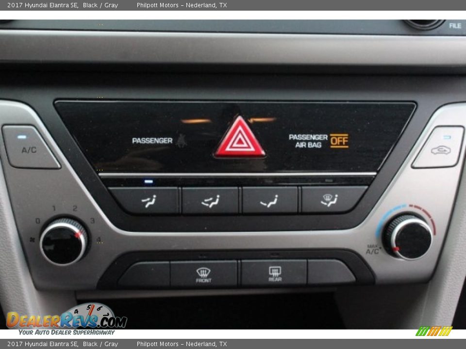 2017 Hyundai Elantra SE Black / Gray Photo #18