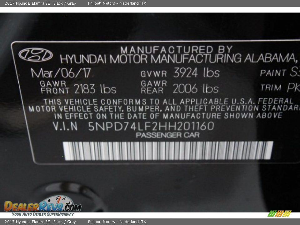 2017 Hyundai Elantra SE Black / Gray Photo #34