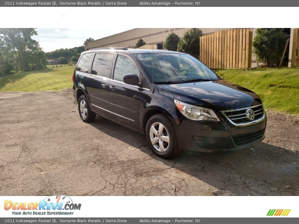 2011 Volkswagen Routan SE Nocturne Black Metallic / Sierra Stone Photo #3