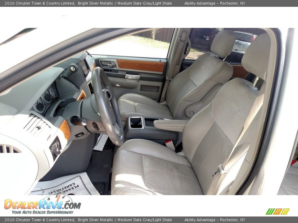 2010 Chrysler Town & Country Limited Bright Silver Metallic / Medium Slate Gray/Light Shale Photo #28