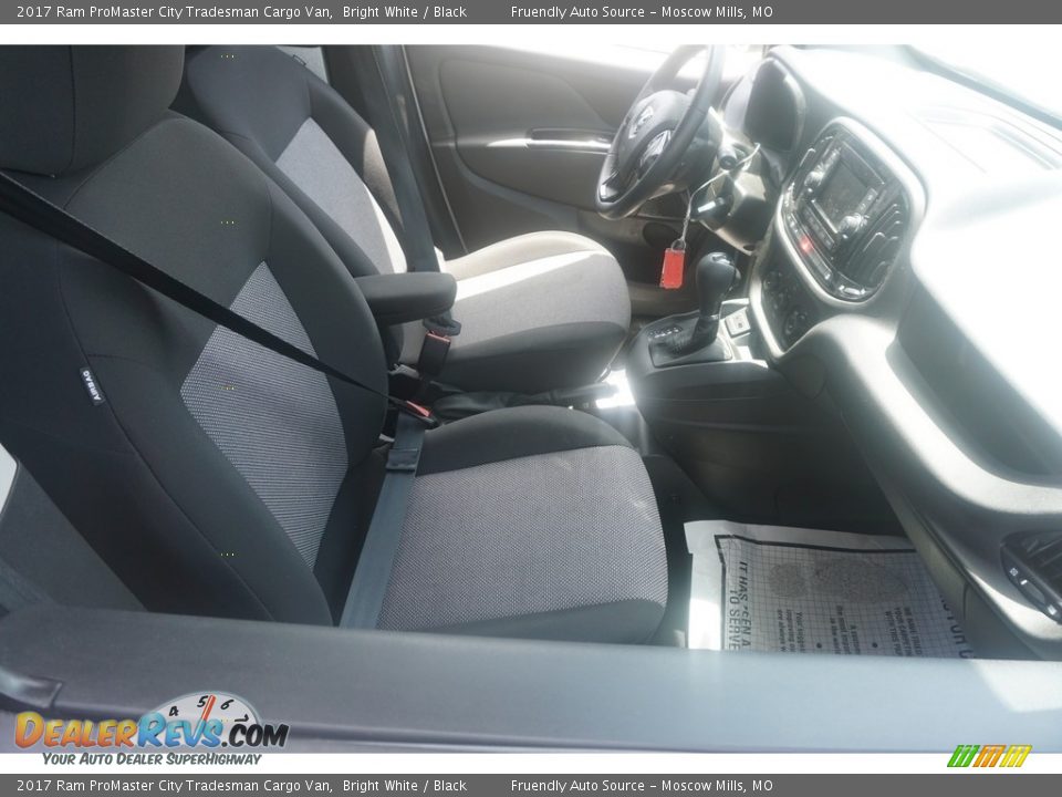 2017 Ram ProMaster City Tradesman Cargo Van Bright White / Black Photo #4