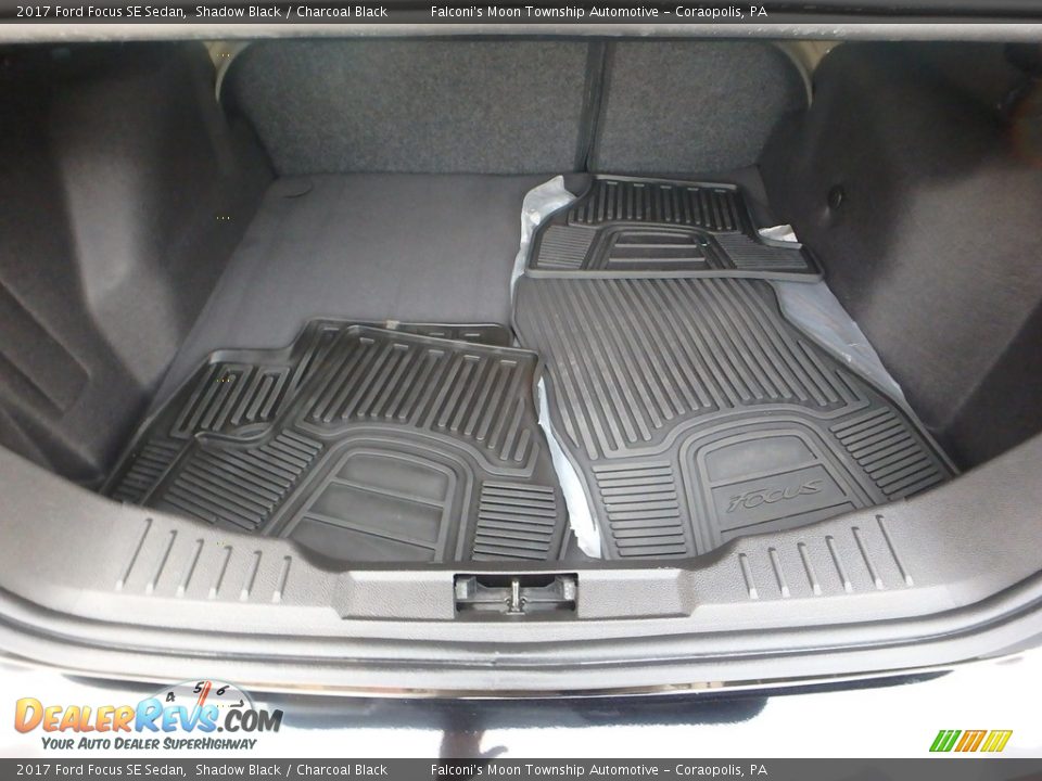 2017 Ford Focus SE Sedan Shadow Black / Charcoal Black Photo #4