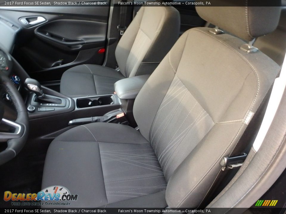 2017 Ford Focus SE Sedan Shadow Black / Charcoal Black Photo #16