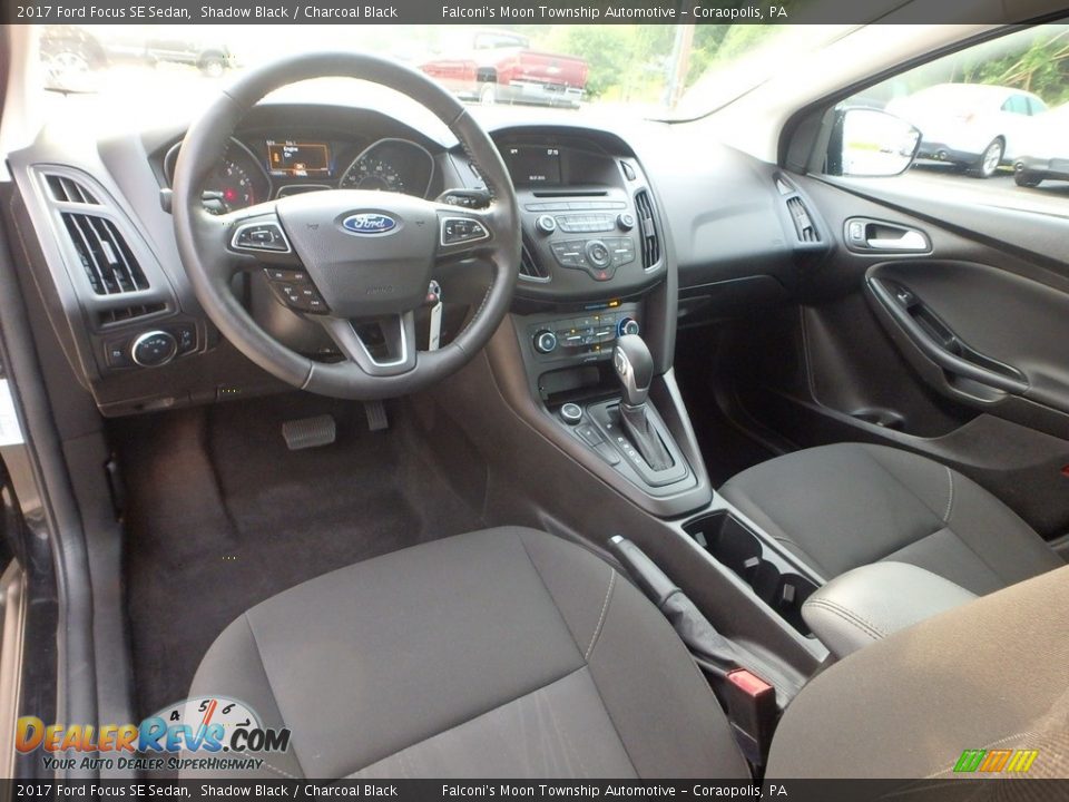 2017 Ford Focus SE Sedan Shadow Black / Charcoal Black Photo #18