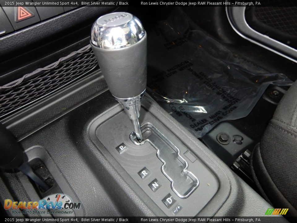 2015 Jeep Wrangler Unlimited Sport 4x4 Billet Silver Metallic / Black Photo #17