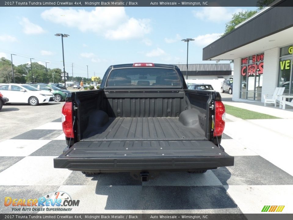 2017 Toyota Tundra Limited CrewMax 4x4 Midnight Black Metallic / Black Photo #5