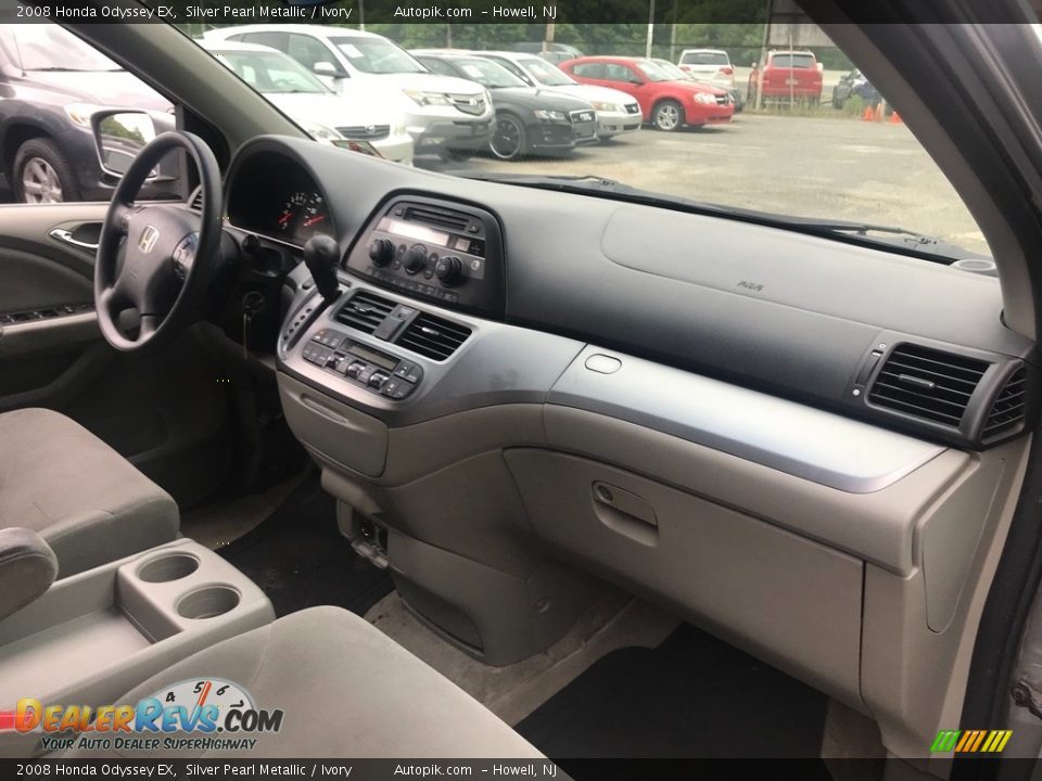 2008 Honda Odyssey EX Silver Pearl Metallic / Ivory Photo #15