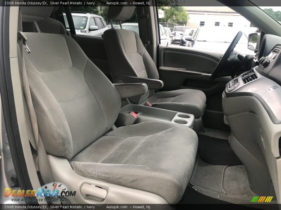 2008 Honda Odyssey EX Silver Pearl Metallic / Ivory Photo #17