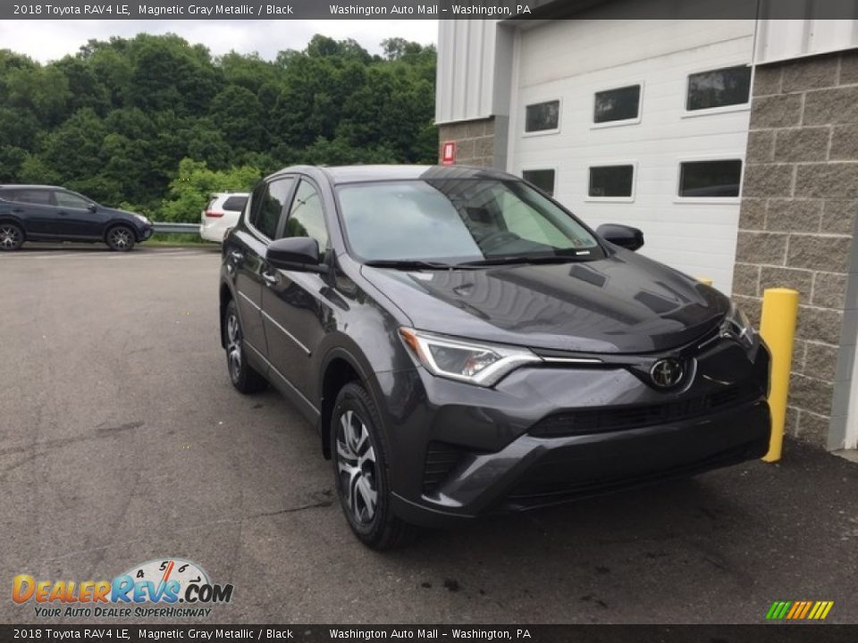 2018 Toyota RAV4 LE Magnetic Gray Metallic / Black Photo #1