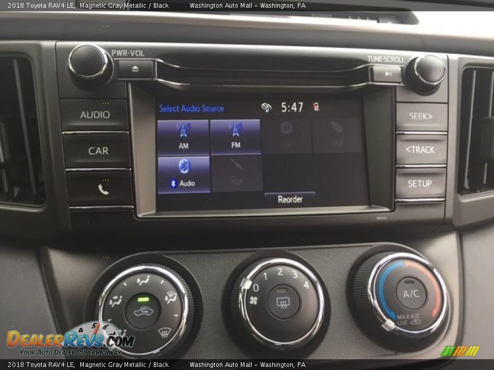 2018 Toyota RAV4 LE Magnetic Gray Metallic / Black Photo #10