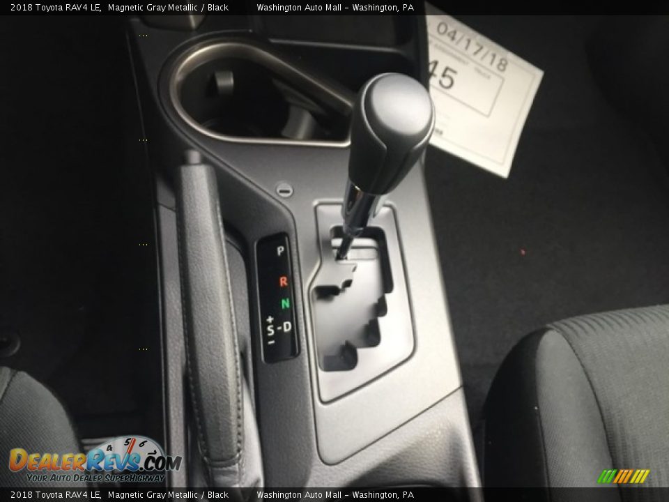 2018 Toyota RAV4 LE Magnetic Gray Metallic / Black Photo #11