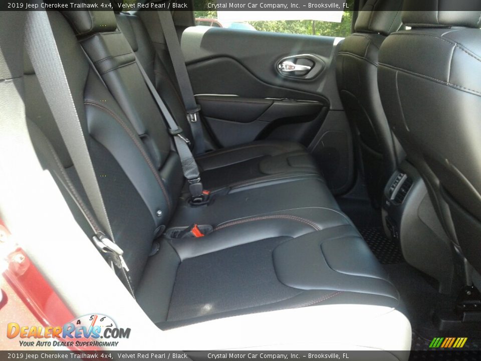 2019 Jeep Cherokee Trailhawk 4x4 Velvet Red Pearl / Black Photo #11