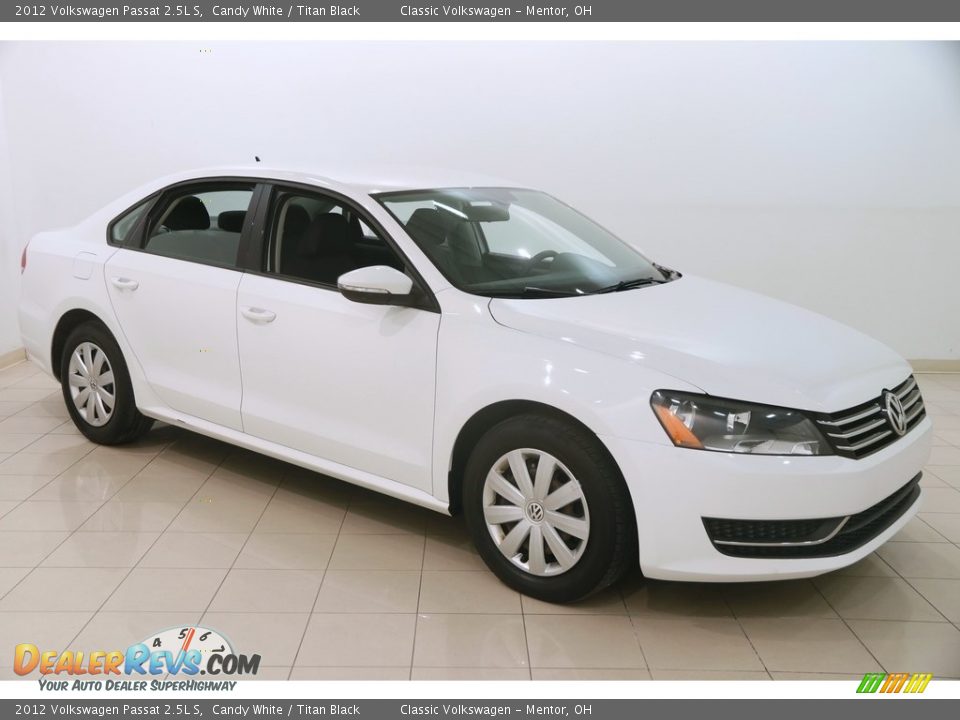 2012 Volkswagen Passat 2.5L S Candy White / Titan Black Photo #1