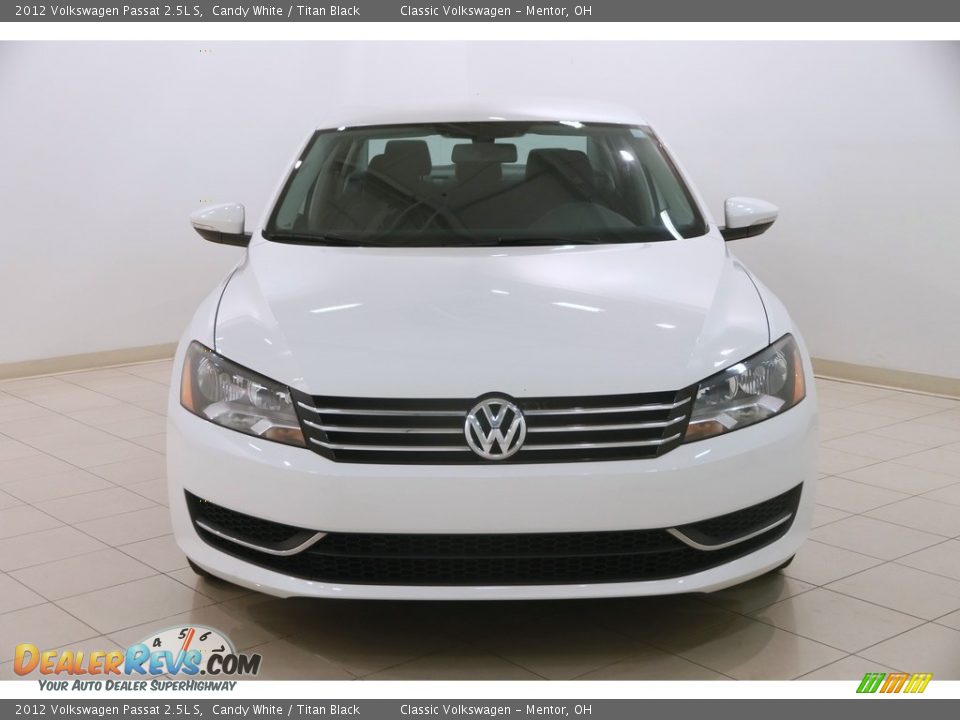 2012 Volkswagen Passat 2.5L S Candy White / Titan Black Photo #2