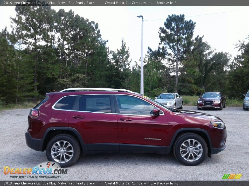 2019 Jeep Cherokee Latitude Plus Velvet Red Pearl / Black Photo #6