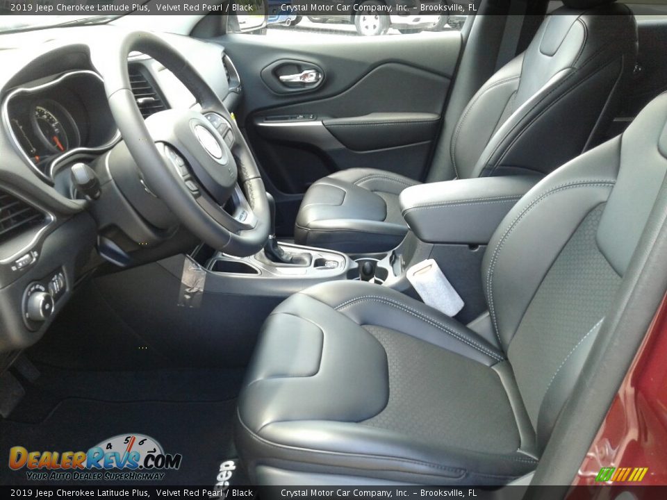 2019 Jeep Cherokee Latitude Plus Velvet Red Pearl / Black Photo #9