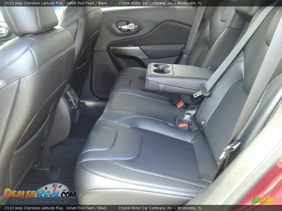 2019 Jeep Cherokee Latitude Plus Velvet Red Pearl / Black Photo #10