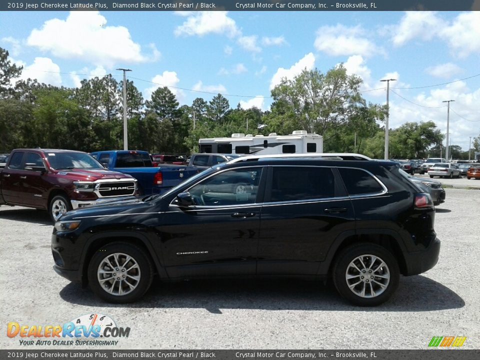 2019 Jeep Cherokee Latitude Plus Diamond Black Crystal Pearl / Black Photo #2