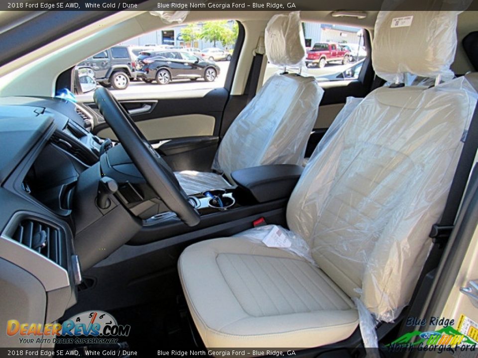 2018 Ford Edge SE AWD White Gold / Dune Photo #10