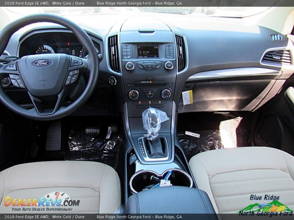 2018 Ford Edge SE AWD White Gold / Dune Photo #18