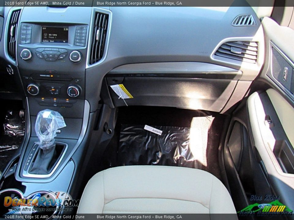 2018 Ford Edge SE AWD White Gold / Dune Photo #19