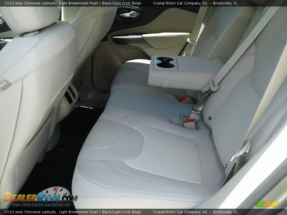 2019 Jeep Cherokee Latitude Light Brownstone Pearl / Black/Light Frost Beige Photo #10