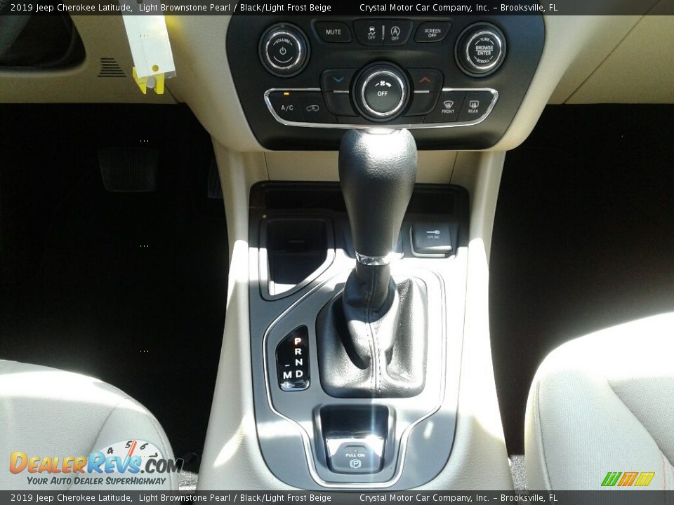 2019 Jeep Cherokee Latitude Light Brownstone Pearl / Black/Light Frost Beige Photo #16