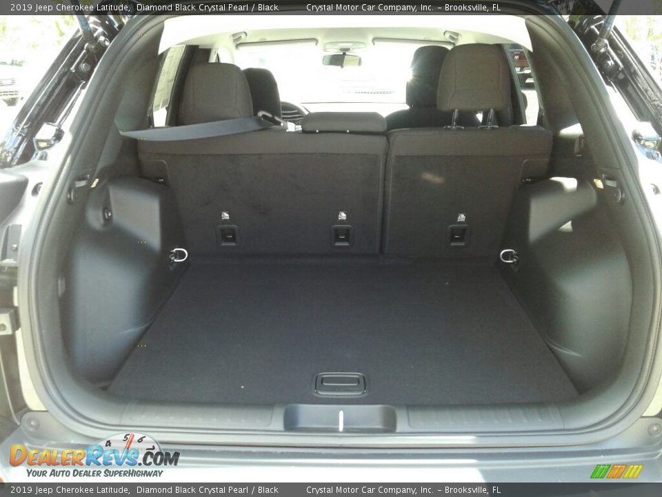 2019 Jeep Cherokee Latitude Diamond Black Crystal Pearl / Black Photo #19