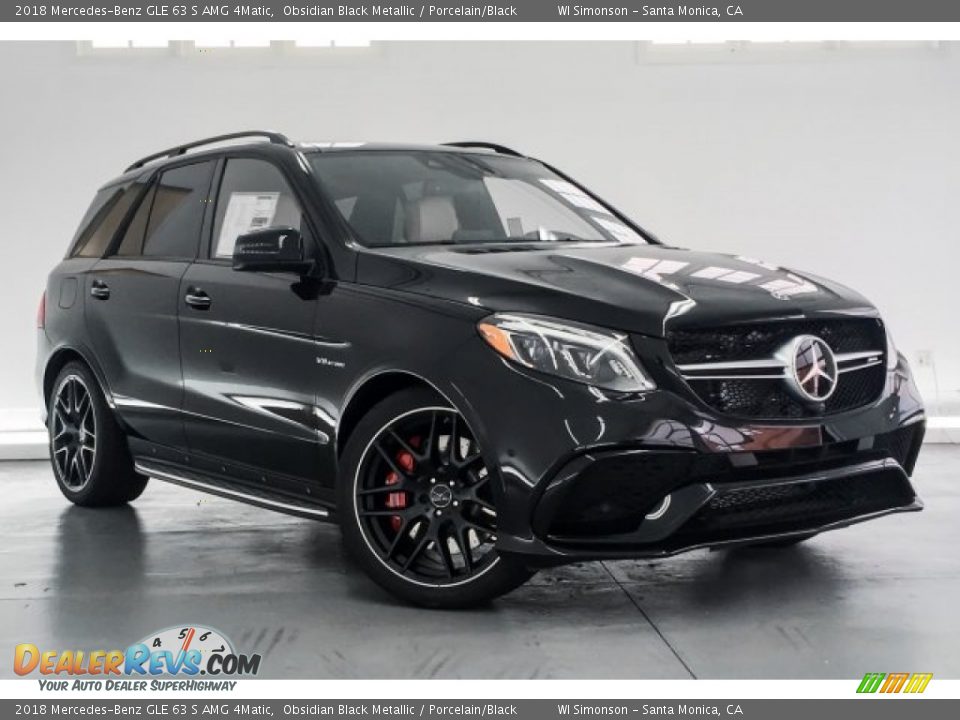 Front 3/4 View of 2018 Mercedes-Benz GLE 63 S AMG 4Matic Photo #11