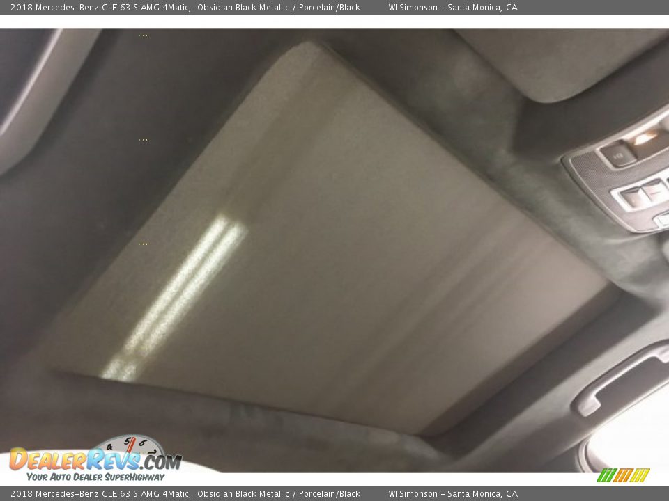 2018 Mercedes-Benz GLE 63 S AMG 4Matic Obsidian Black Metallic / Porcelain/Black Photo #28