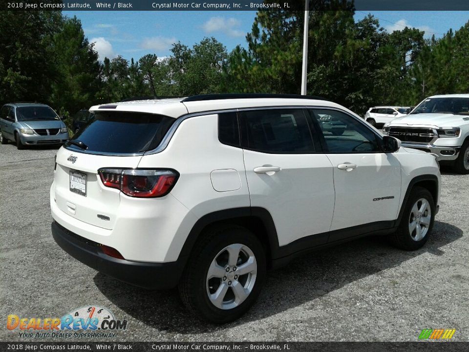 2018 Jeep Compass Latitude White / Black Photo #5