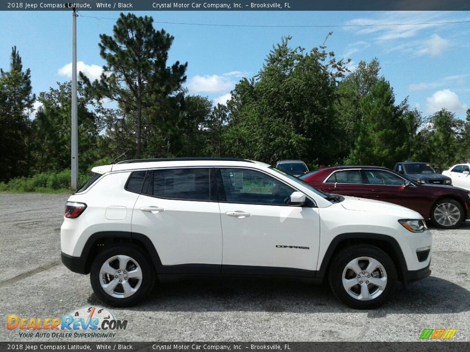 2018 Jeep Compass Latitude White / Black Photo #6
