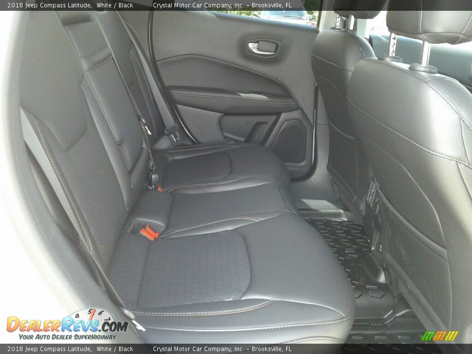2018 Jeep Compass Latitude White / Black Photo #11