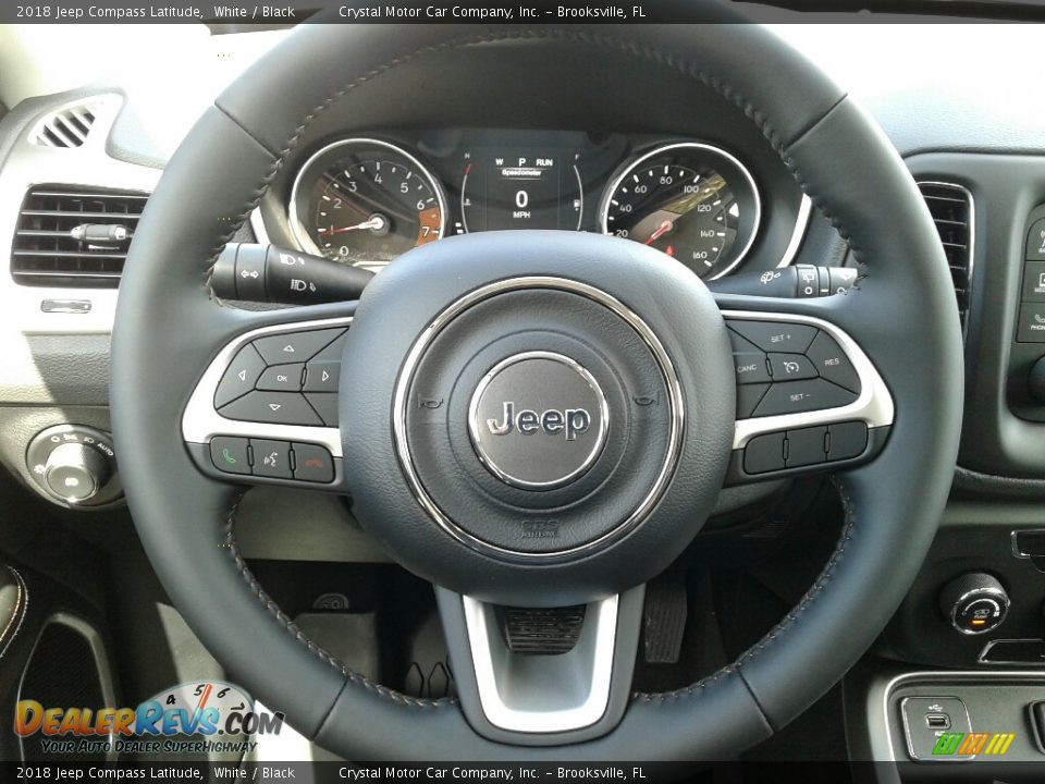 2018 Jeep Compass Latitude White / Black Photo #14