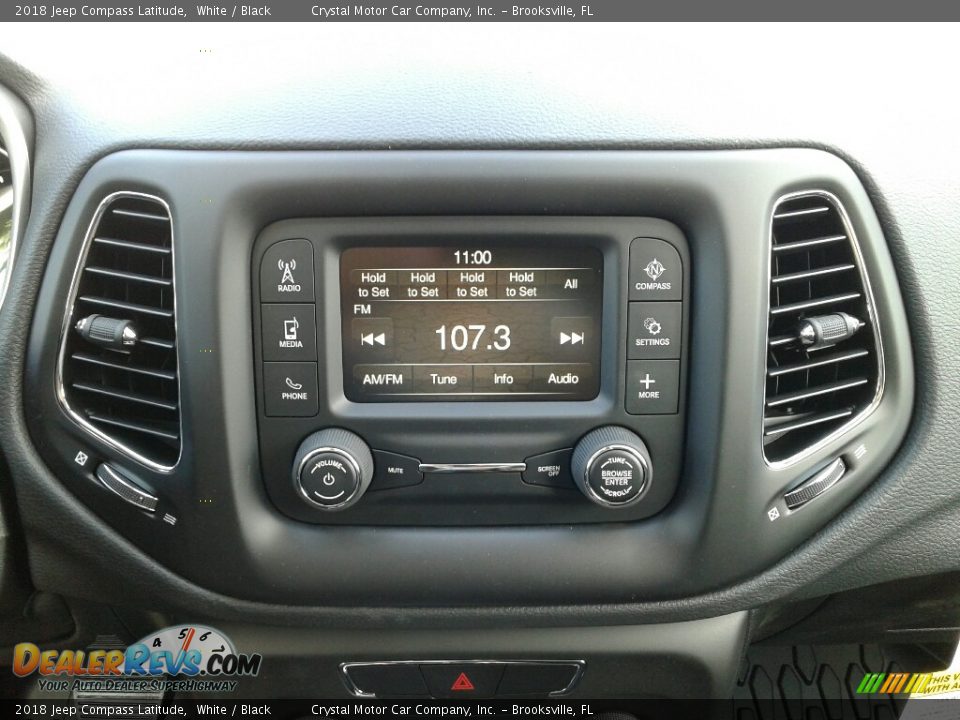 2018 Jeep Compass Latitude White / Black Photo #15