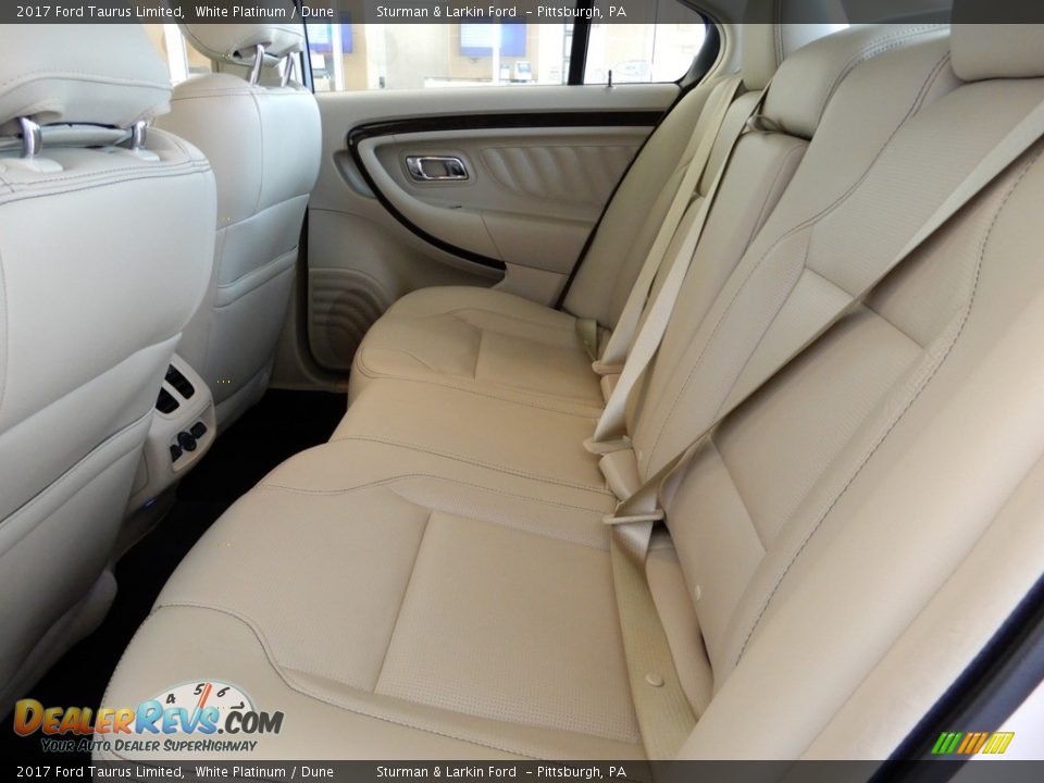2017 Ford Taurus Limited White Platinum / Dune Photo #7