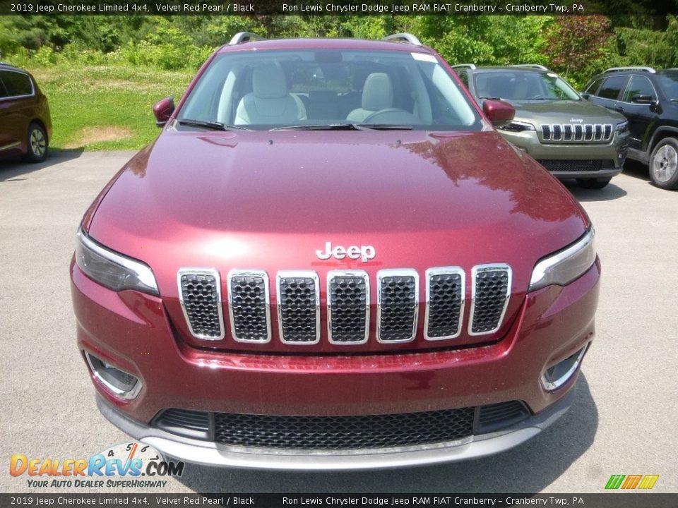 2019 Jeep Cherokee Limited 4x4 Velvet Red Pearl / Black Photo #10